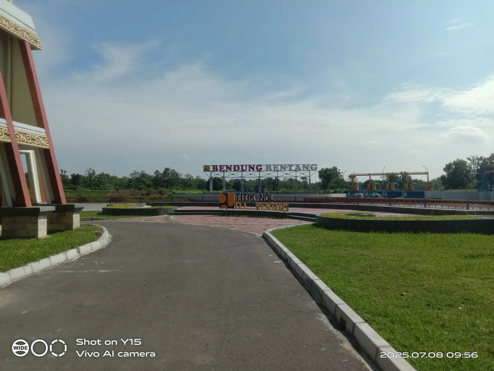 Leter box huruf timbul
