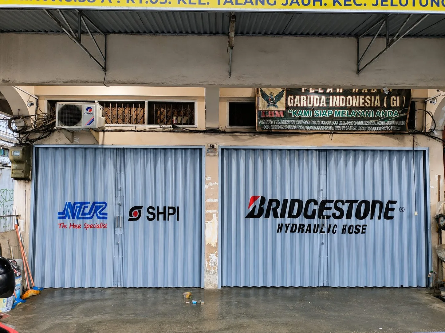 Branding Rolling Door