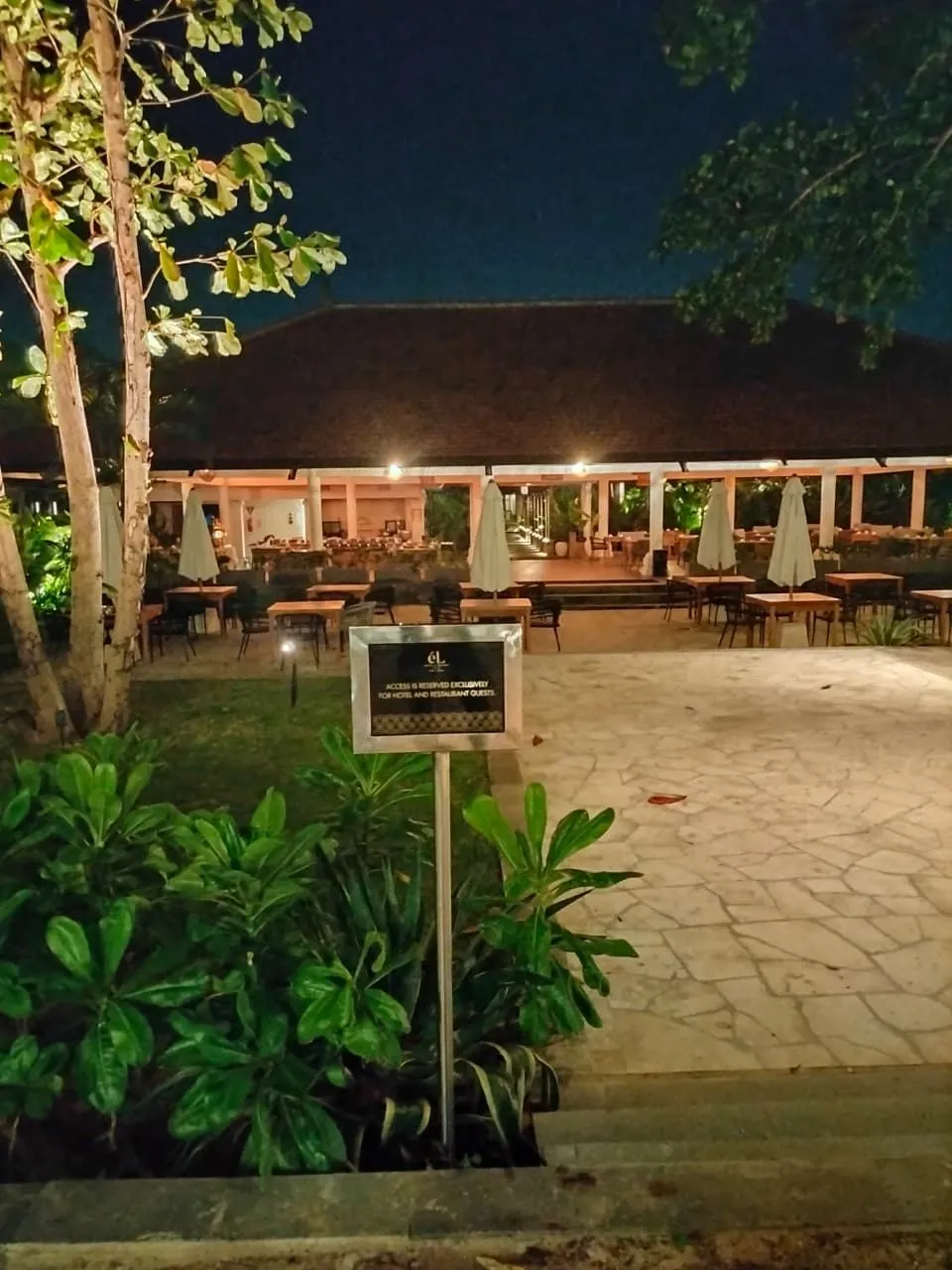 Papan nama foto 2
