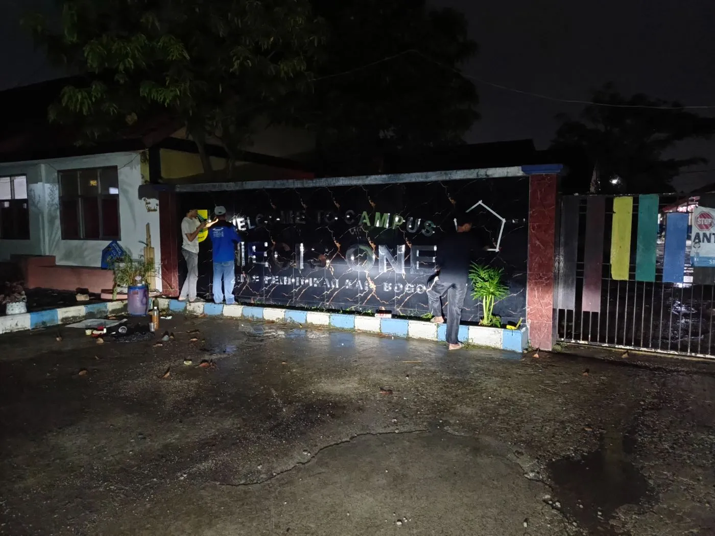 Huruf Timbul Stainless foto 1