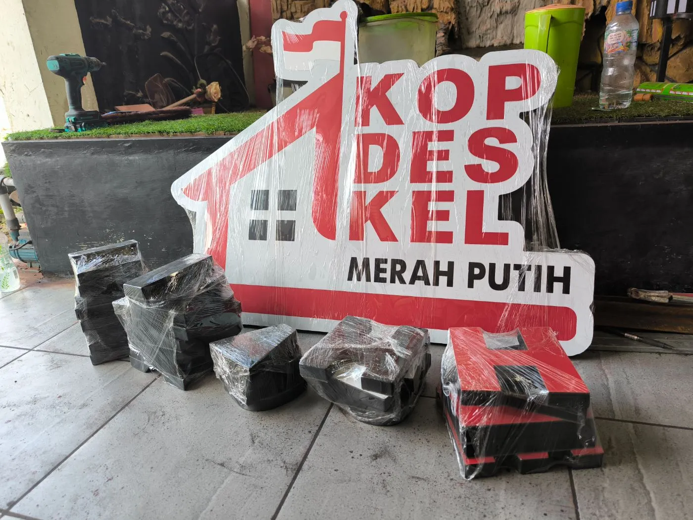 Huruf Timbul KOPDES foto 3