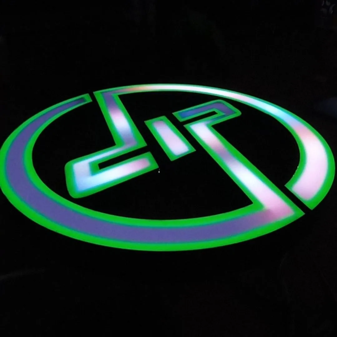 Huruf timbul RGB animasi logo DIP foto 3