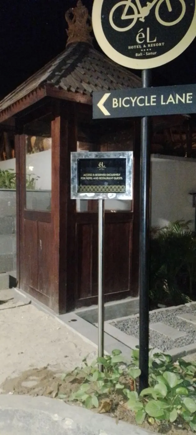 Papan nama foto 4